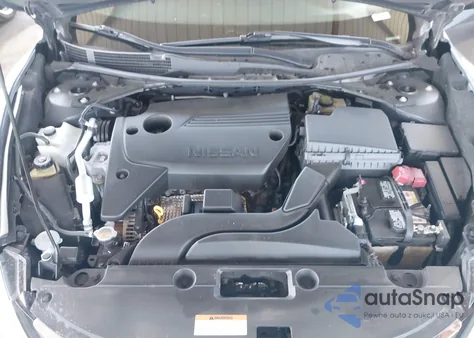 2016 Nissan Altima 2.5 Sr из США, поврежденный, VIN 1N4AL3AP7GC242310